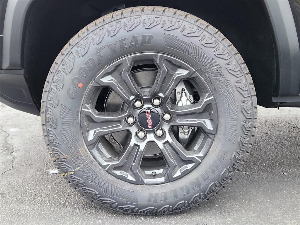 new 2025 GMC Canyon car, priced at $46,350