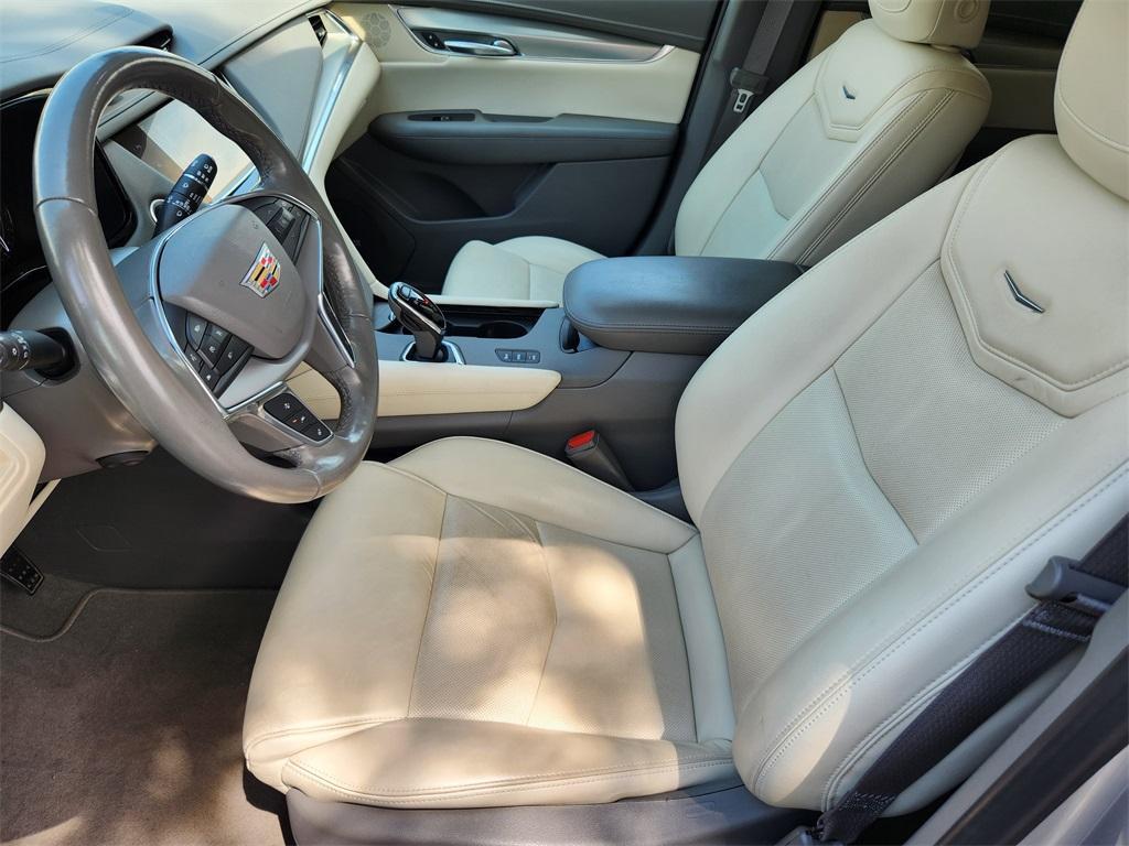 used 2019 Cadillac XT5 car, priced at $24,502