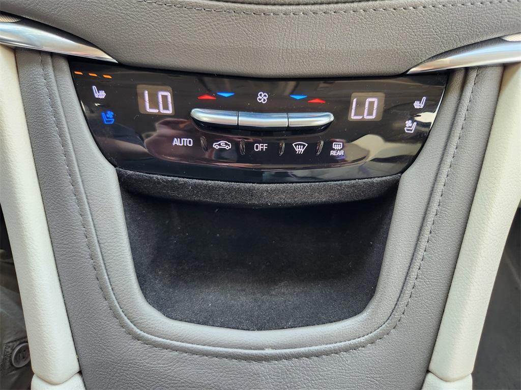 used 2019 Cadillac XT5 car, priced at $24,502