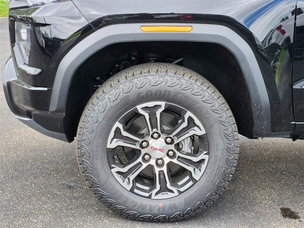 new 2025 GMC Canyon car, priced at $48,615