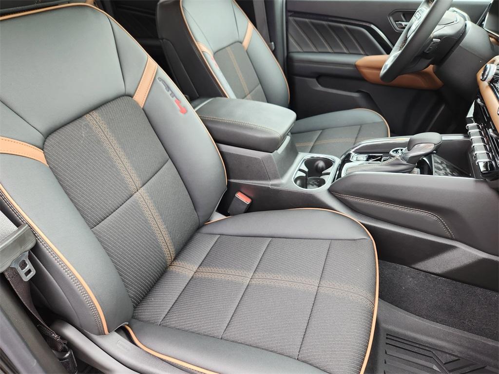 new 2025 GMC Canyon car, priced at $48,615
