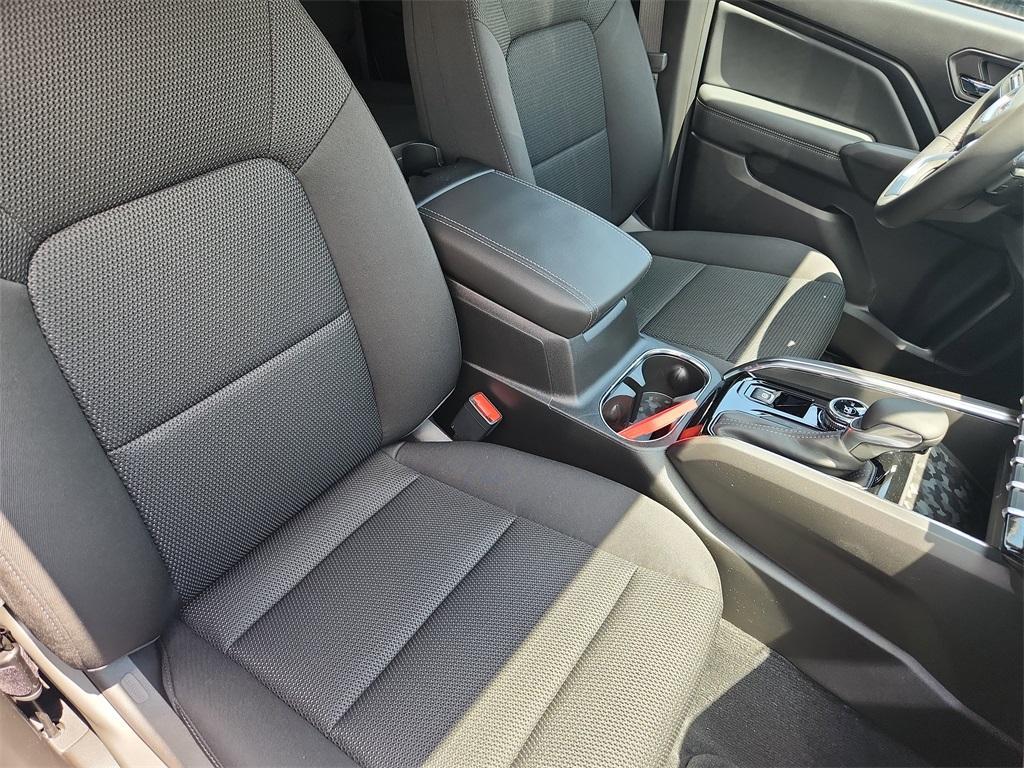 new 2025 GMC Canyon car, priced at $45,800