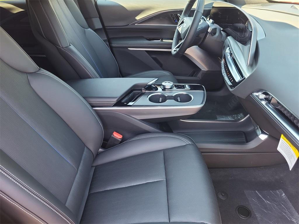 new 2025 Cadillac LYRIQ car, priced at $69,815