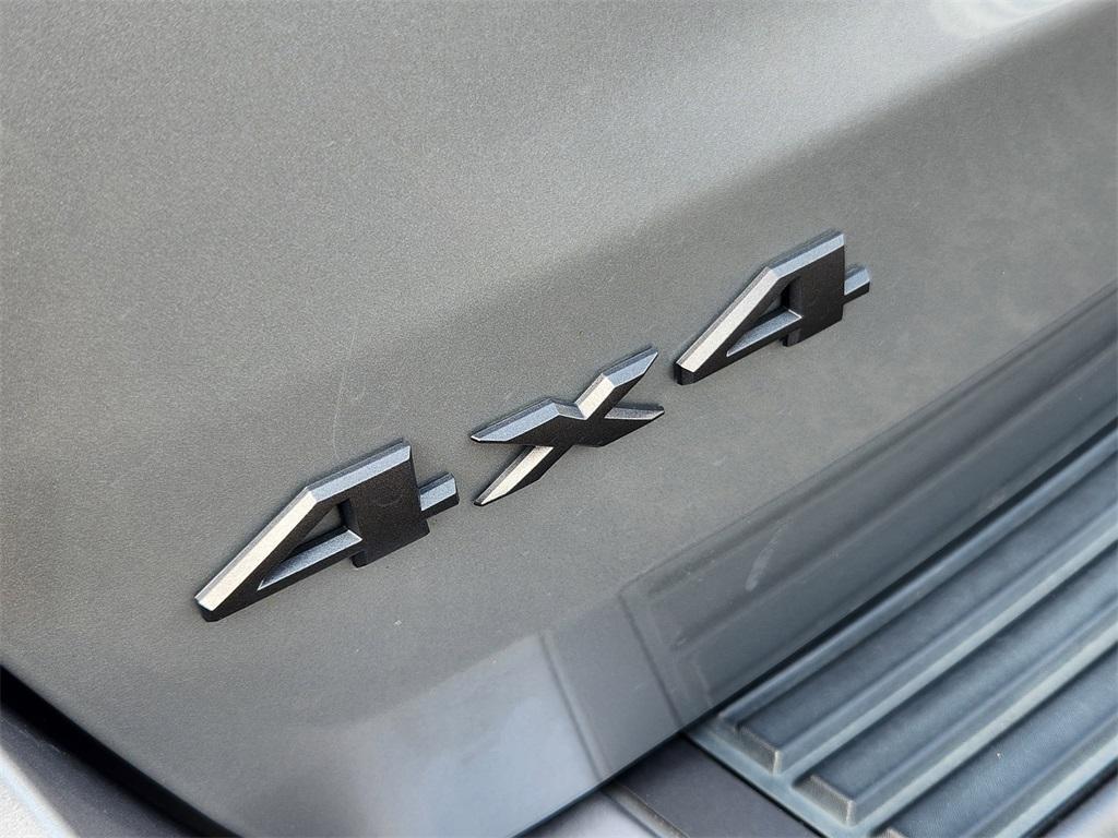 used 2018 Jeep Grand Cherokee car, priced at $19,934