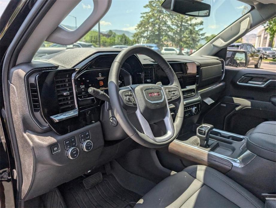 new 2024 GMC Sierra 1500 car, priced at $69,175