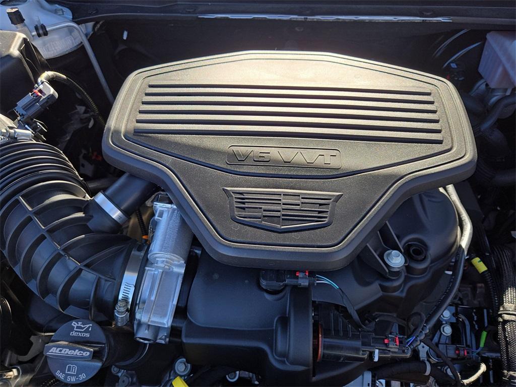 used 2024 Cadillac XT5 car, priced at $38,080