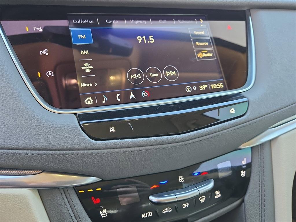 used 2024 Cadillac XT5 car, priced at $38,080