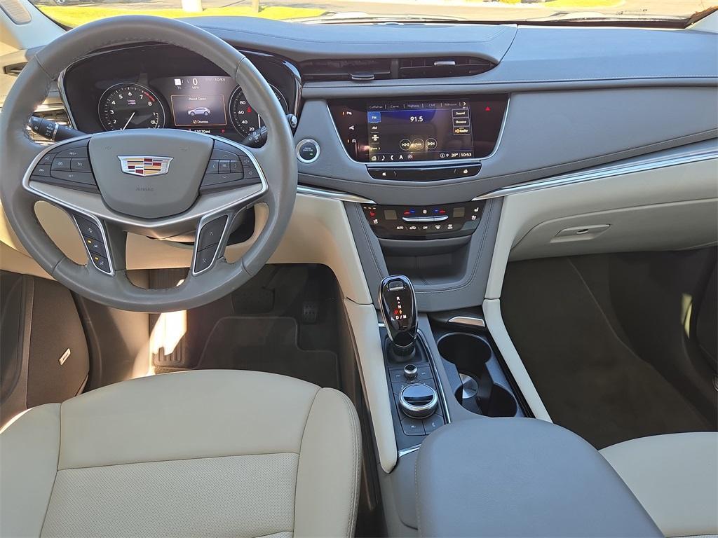 used 2024 Cadillac XT5 car, priced at $38,080