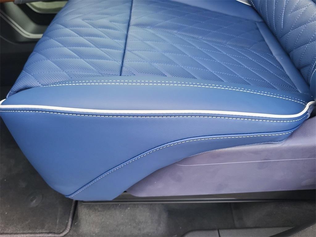new 2026 Cadillac VISTIQ car