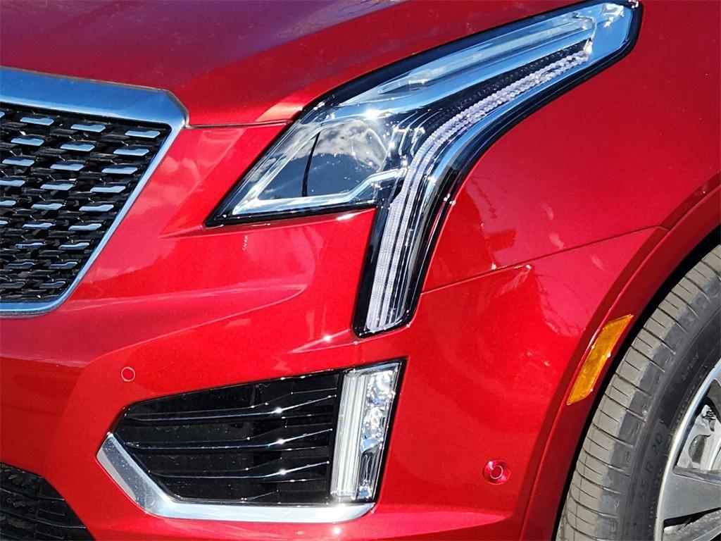 new 2024 Cadillac XT5 car, priced at $58,590