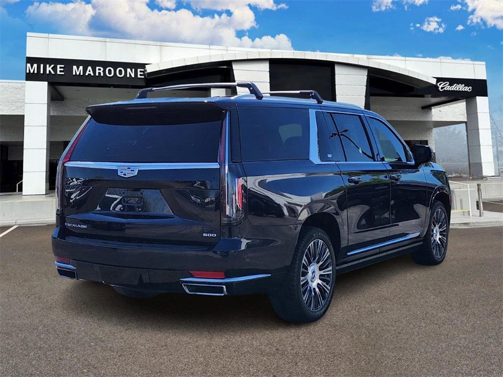 used 2022 Cadillac Escalade ESV car, priced at $61,886