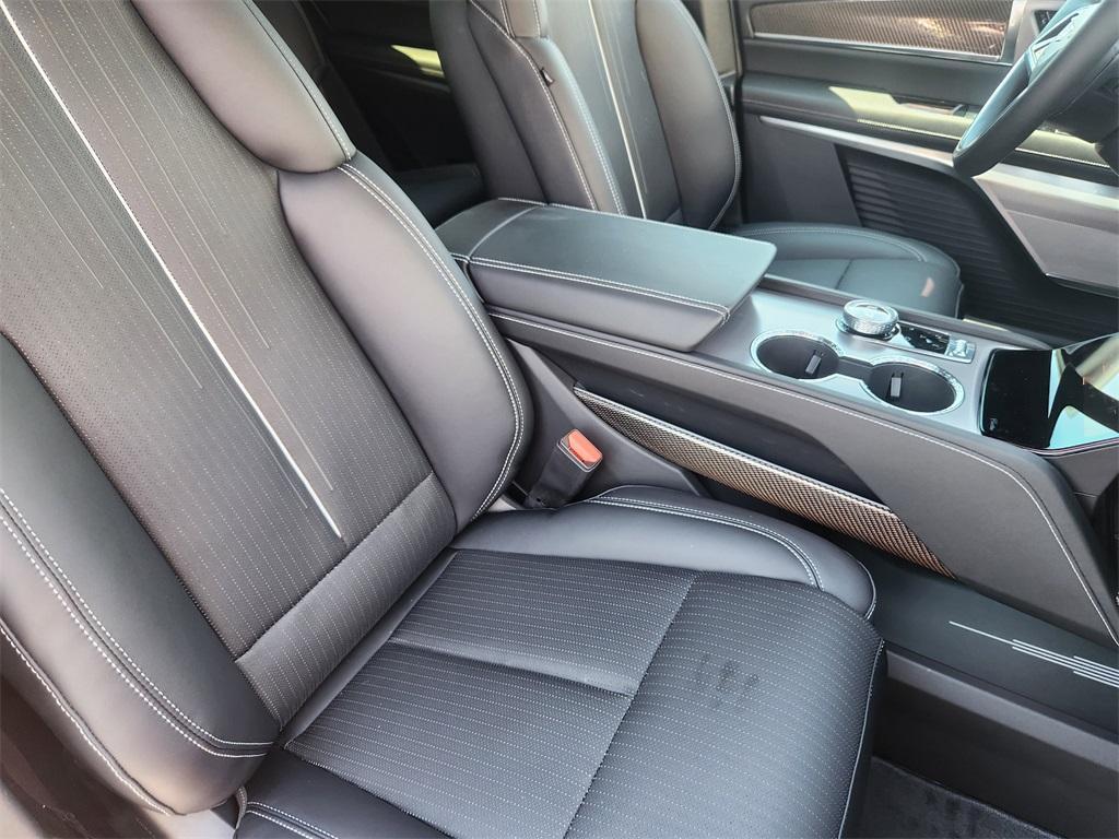 new 2026 Cadillac VISTIQ car