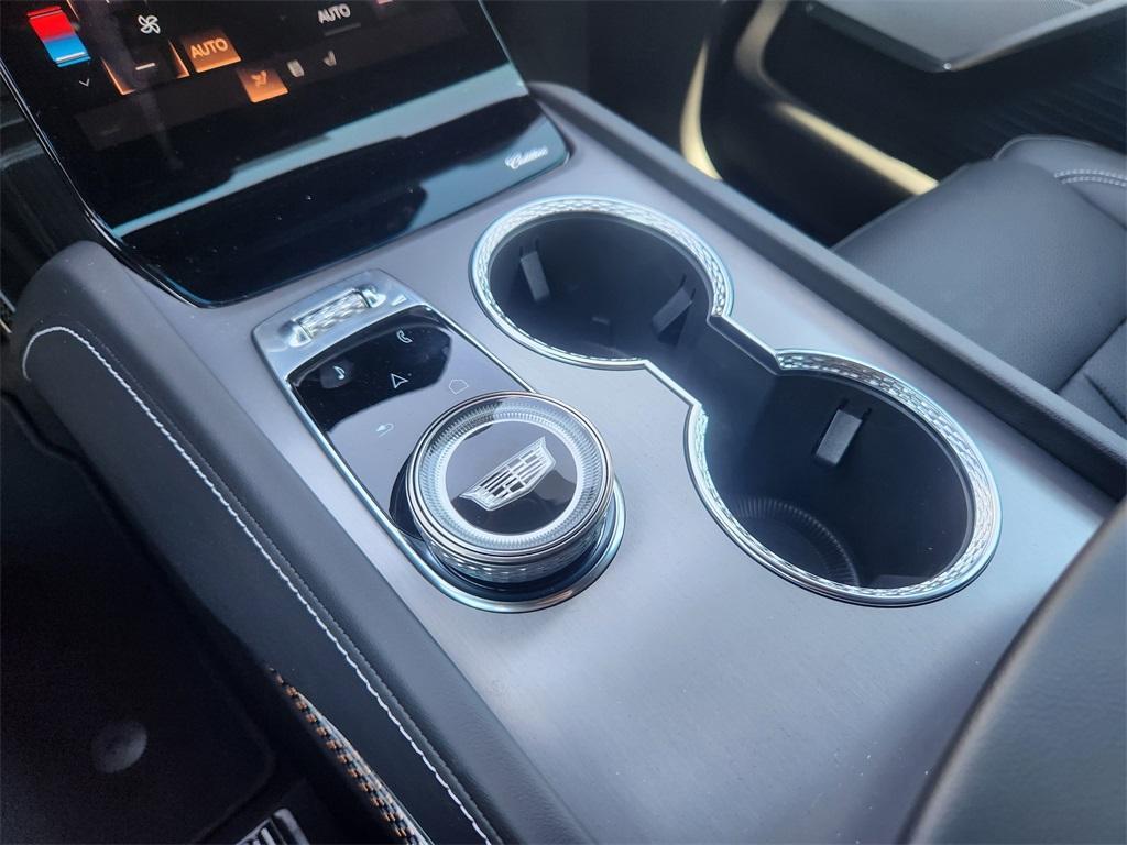 new 2026 Cadillac VISTIQ car