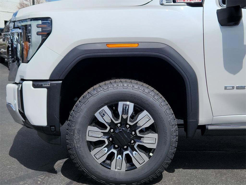 new 2025 GMC Sierra 2500 car, priced at $90,340