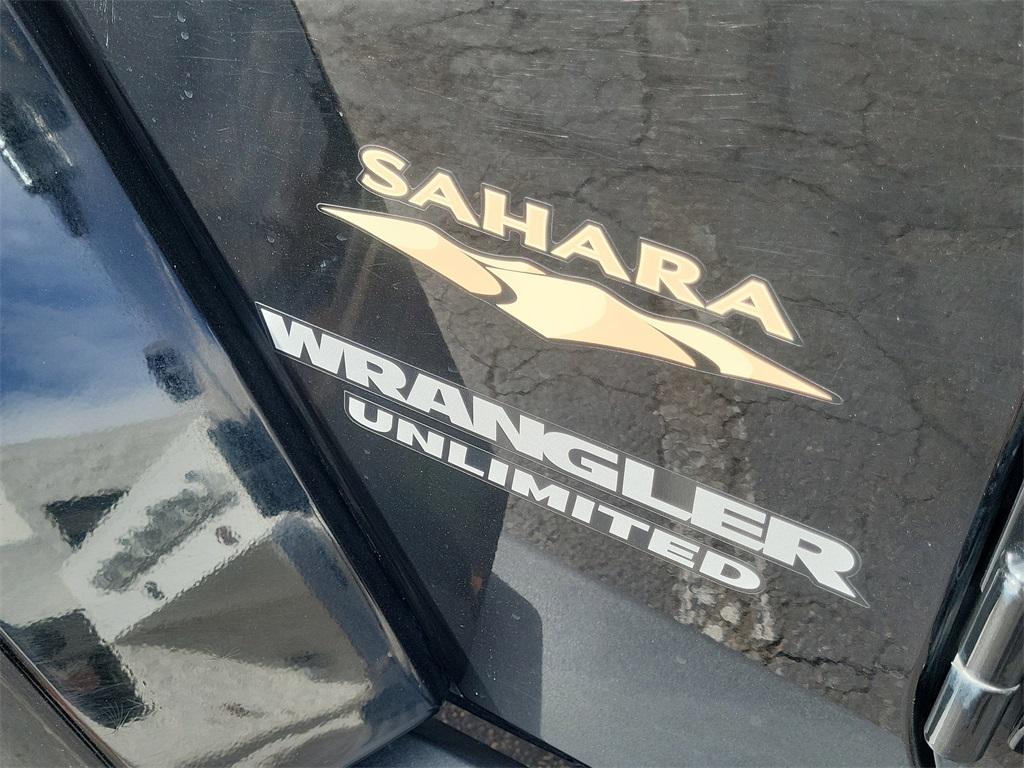 used 2013 Jeep Wrangler Unlimited car, priced at $13,517