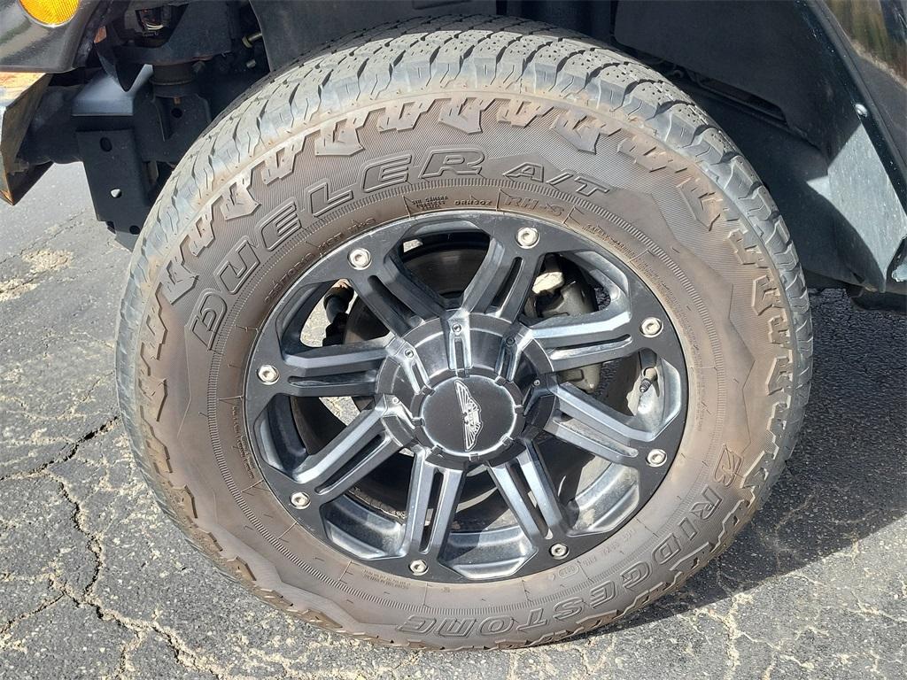 used 2013 Jeep Wrangler Unlimited car, priced at $13,517