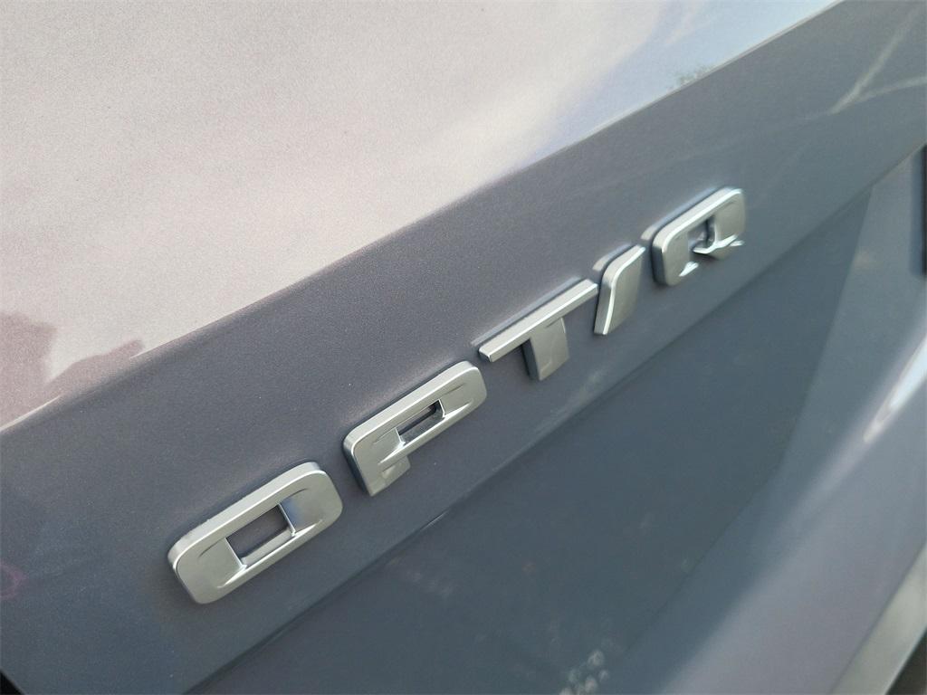 new 2025 Cadillac OPTIQ car, priced at $55,615