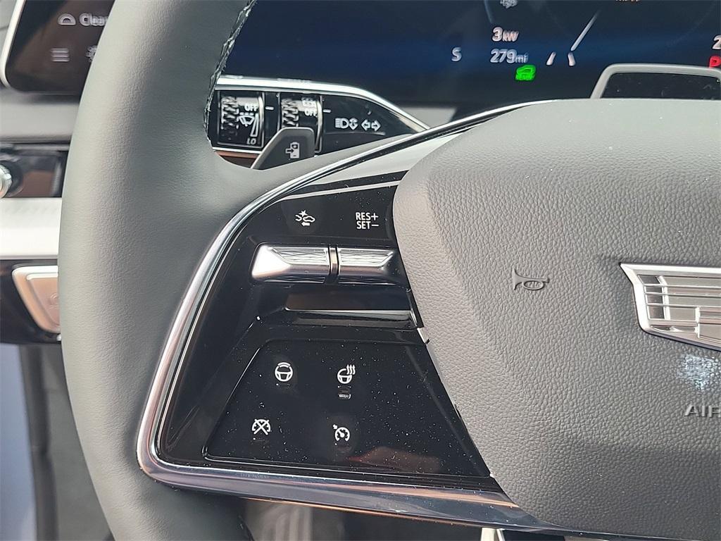 new 2025 Cadillac OPTIQ car, priced at $55,615