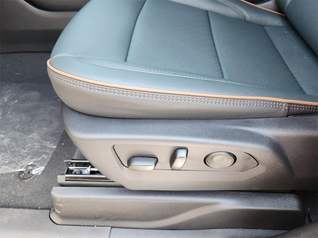 new 2025 GMC Yukon XL car, priced at $89,085