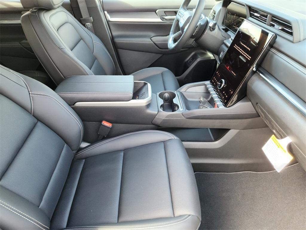 new 2025 GMC Terrain car, priced at $39,035