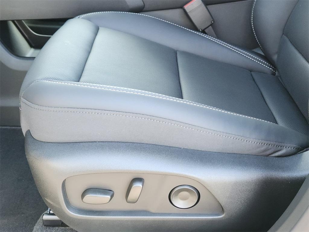 new 2025 GMC Terrain car, priced at $39,035