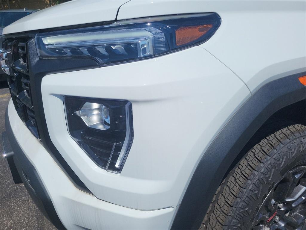 new 2025 GMC Canyon car, priced at $43,890