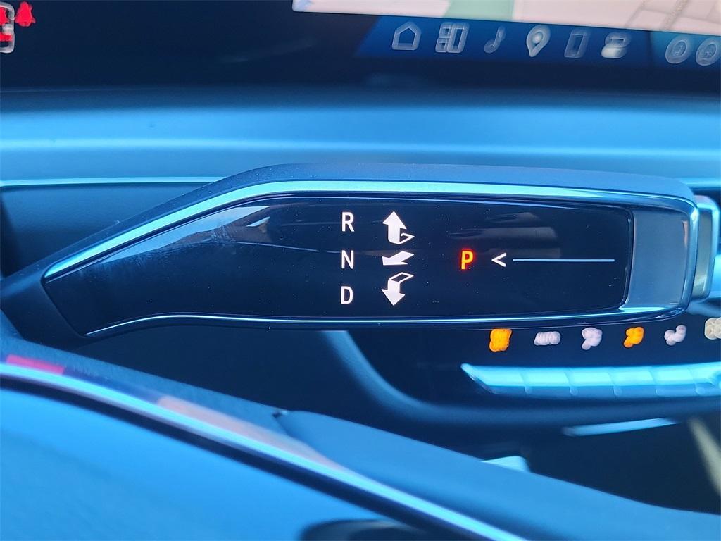 new 2026 Cadillac LYRIQ car