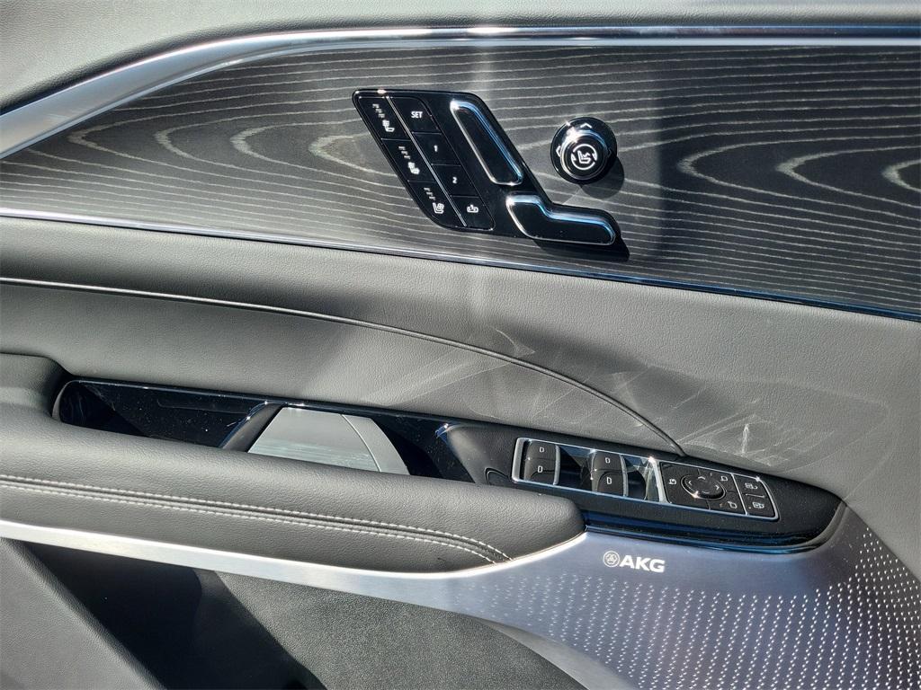 new 2026 Cadillac LYRIQ car