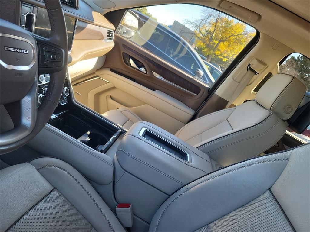 used 2021 GMC Yukon car, priced at $53,131