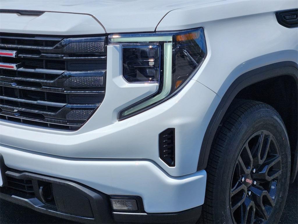 new 2025 GMC Sierra 1500 car, priced at $51,790
