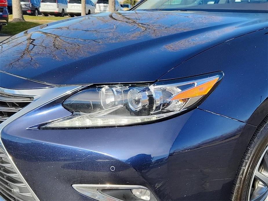 used 2016 Lexus ES 300h car, priced at $20,180