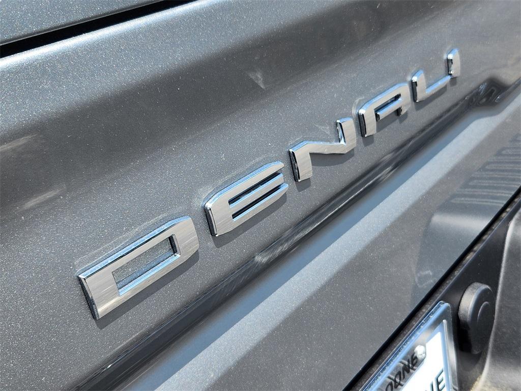 new 2025 GMC Sierra 1500 car, priced at $83,255