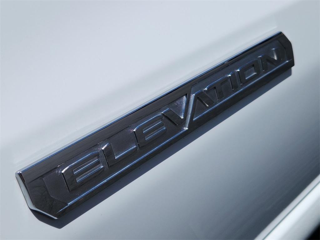 new 2025 GMC Sierra 1500 car, priced at $53,085