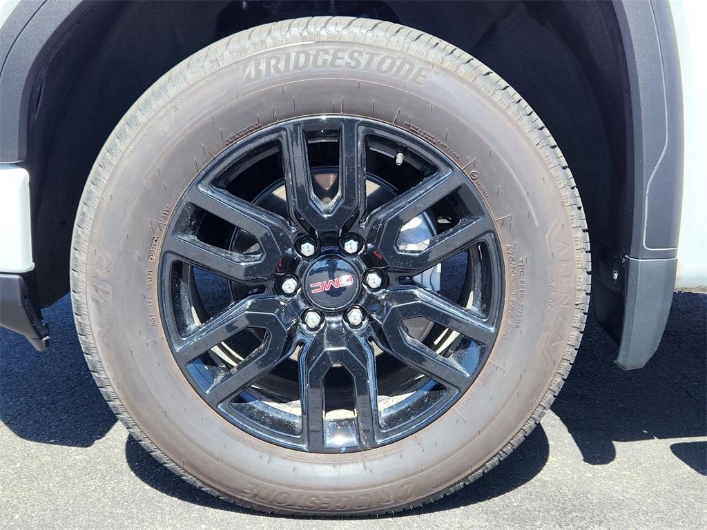 new 2025 GMC Sierra 1500 car, priced at $53,085