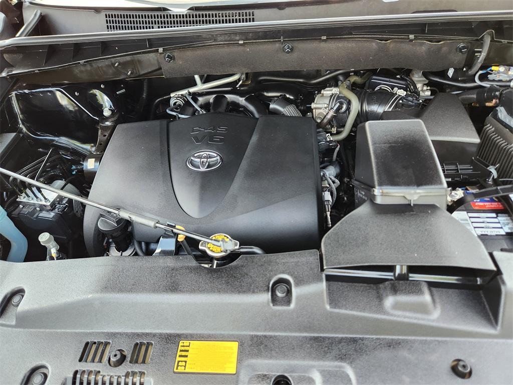 used 2017 Toyota Highlander car, priced at $20,873