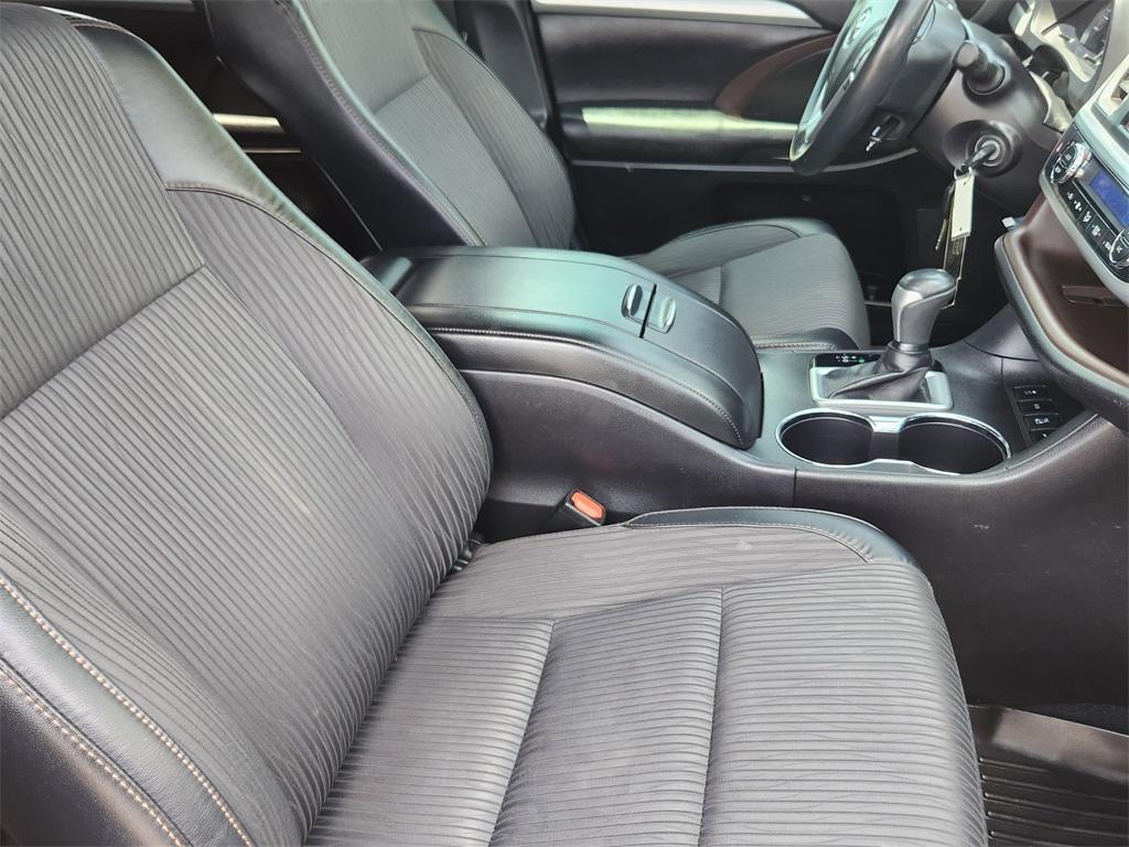 used 2017 Toyota Highlander car, priced at $20,873