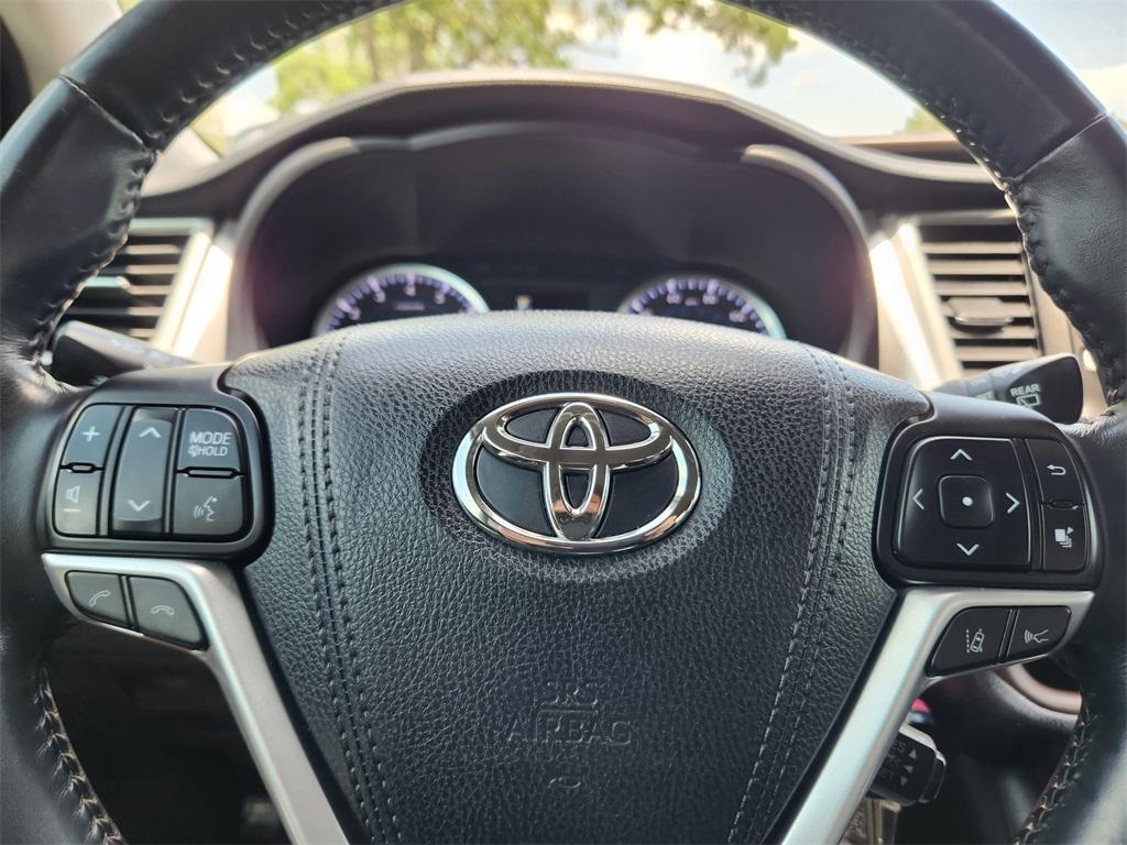 used 2017 Toyota Highlander car, priced at $20,873