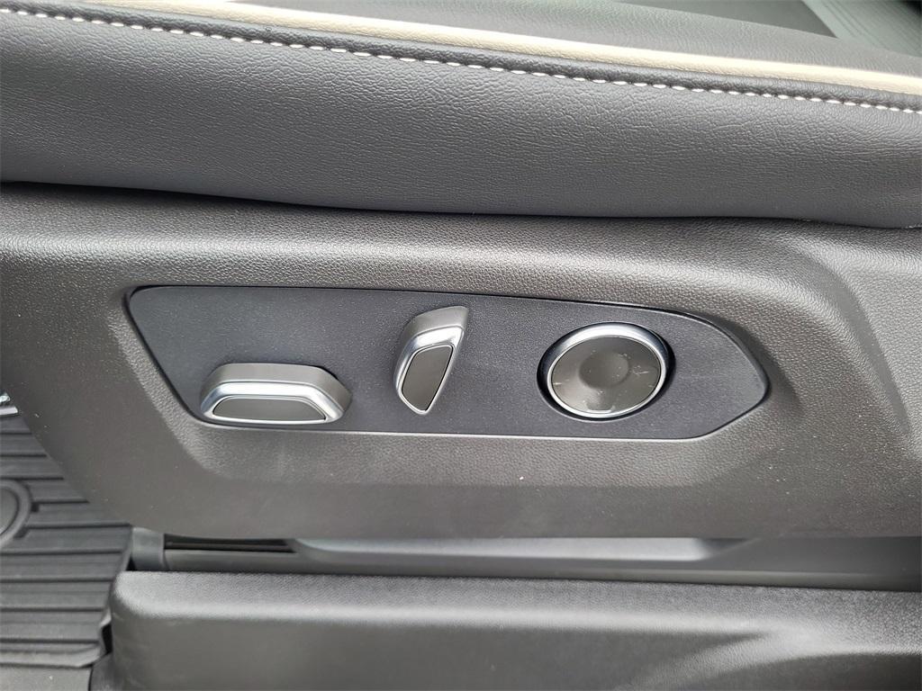 new 2026 Cadillac Escalade car