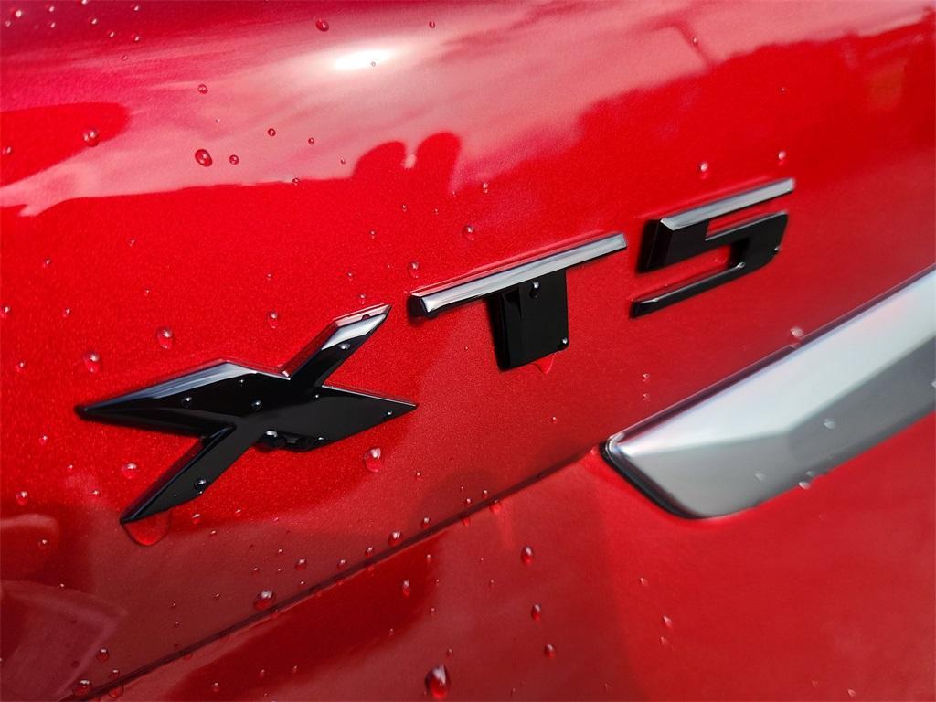 new 2025 Cadillac XT5 car, priced at $63,915