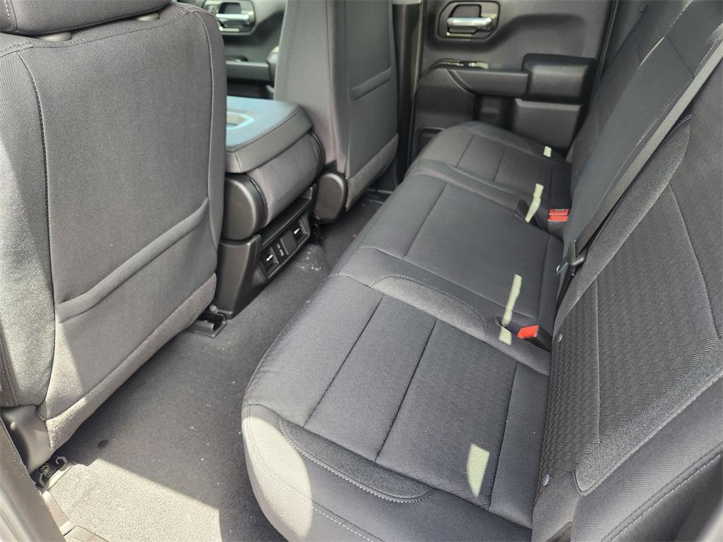 new 2025 GMC Sierra 1500 car, priced at $45,305