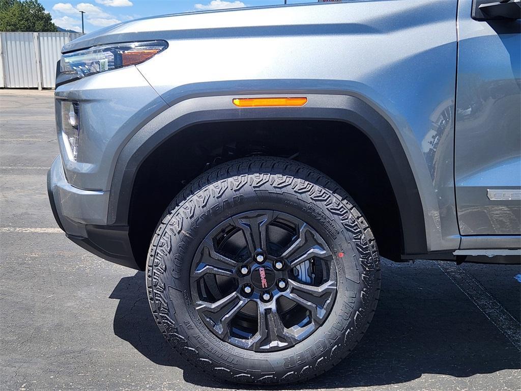 new 2025 GMC Canyon car, priced at $48,195