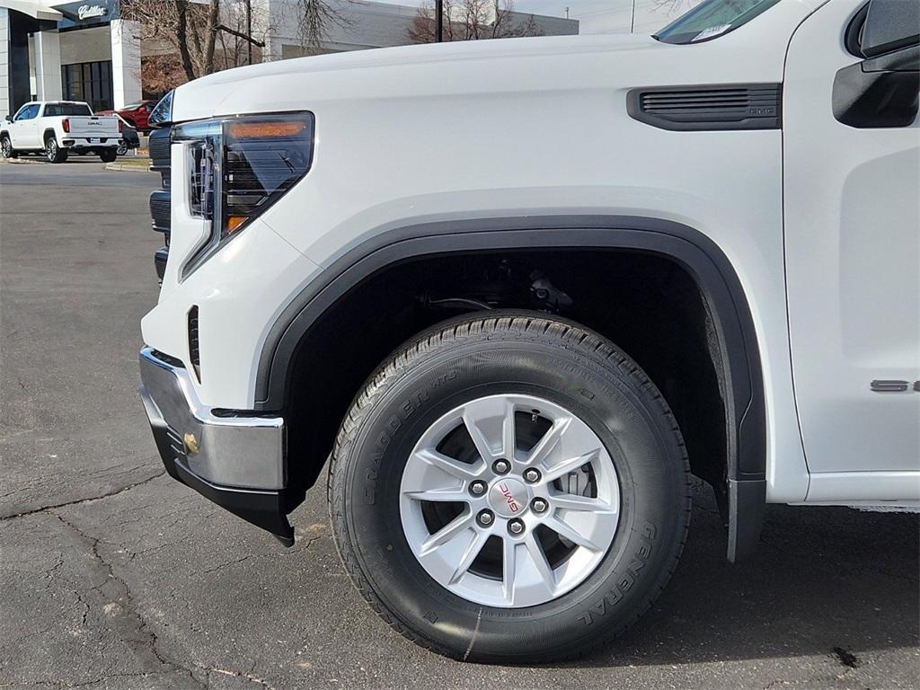 new 2025 GMC Sierra 1500 car, priced at $47,610