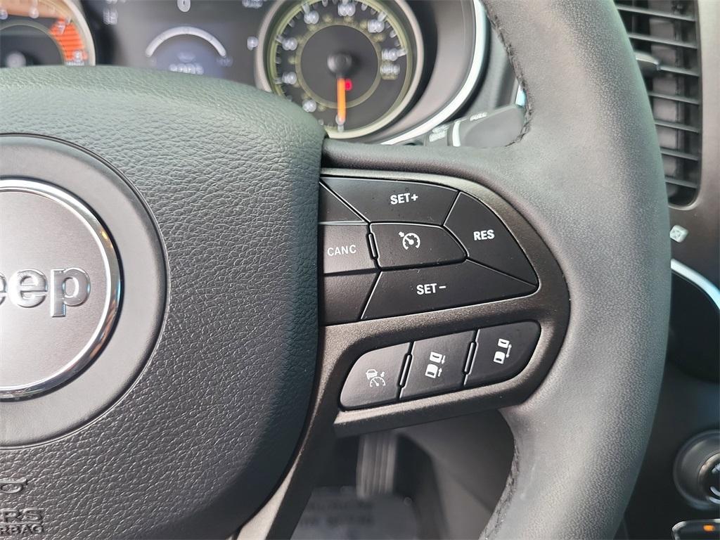 used 2021 Jeep Cherokee car, priced at $21,877