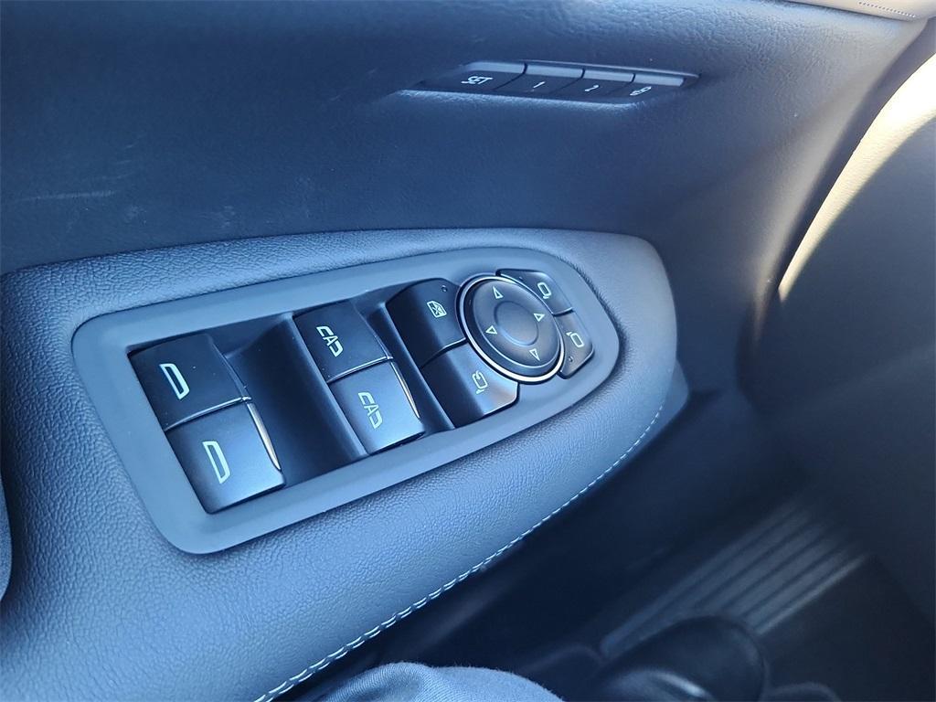 new 2025 Cadillac XT5 car, priced at $63,315