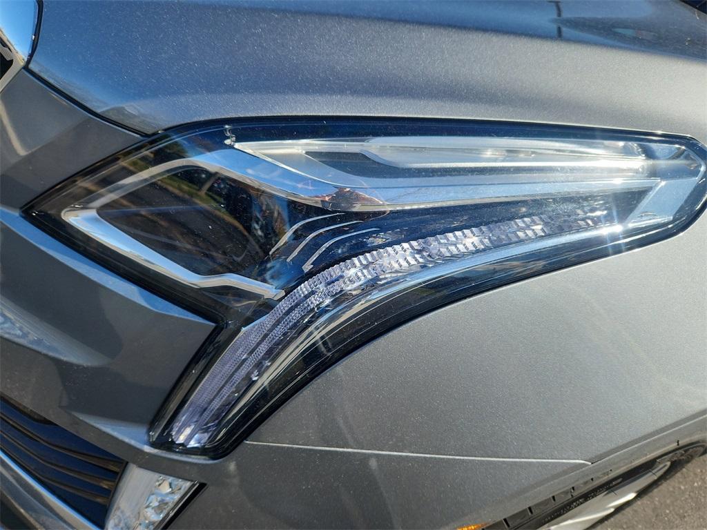 used 2025 Cadillac XT5 car, priced at $42,187