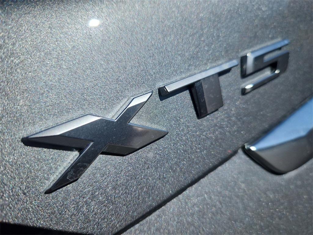 used 2025 Cadillac XT5 car, priced at $42,187