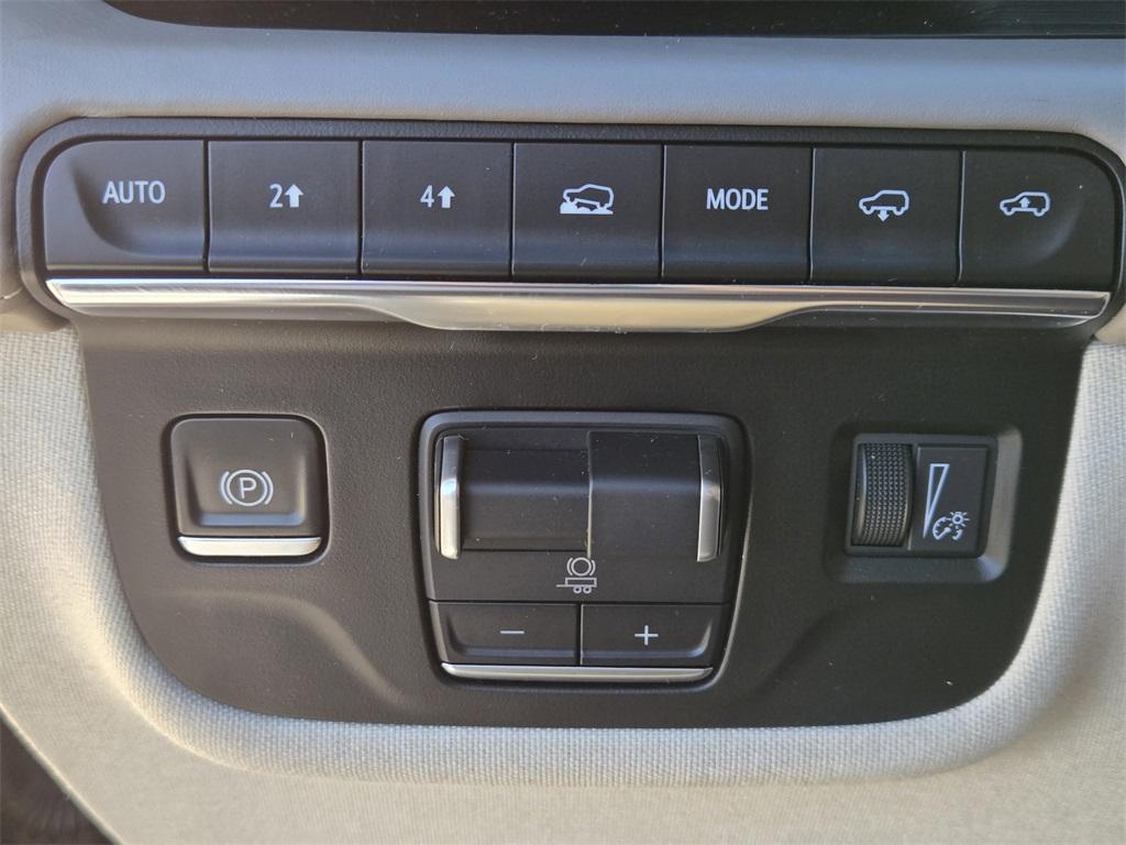 used 2022 Cadillac Escalade ESV car, priced at $60,641