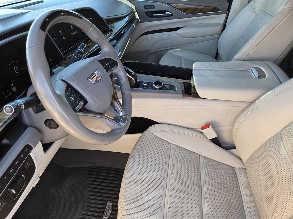 used 2022 Cadillac Escalade ESV car, priced at $60,641