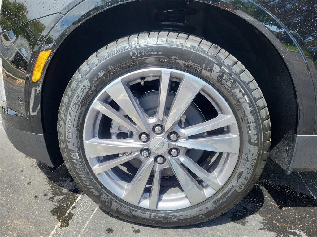 new 2025 Cadillac XT5 car, priced at $57,990