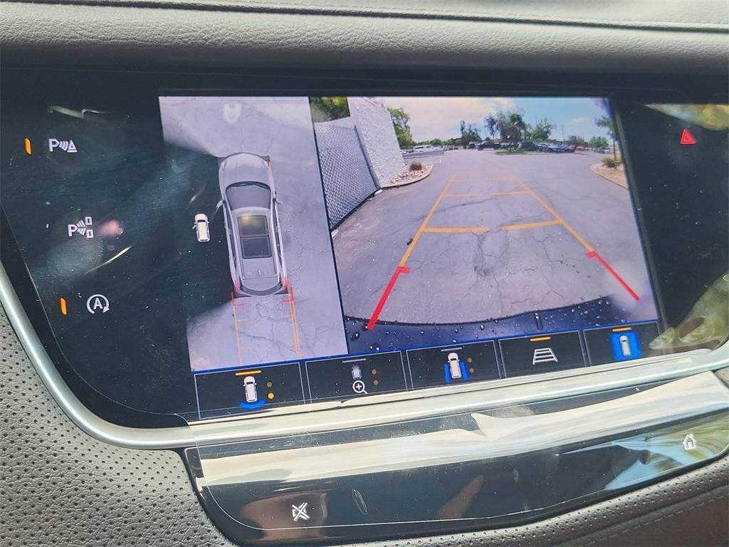 new 2025 Cadillac XT5 car, priced at $57,990